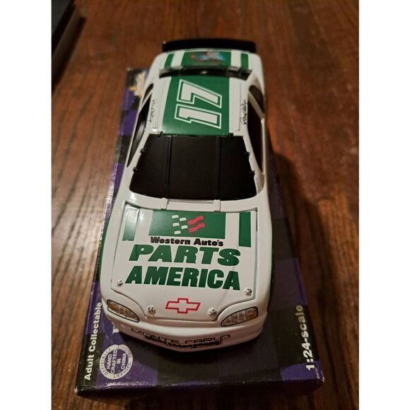 Vintage 1996 Action Platinum Darrell Waltrip Nascar Die Cast Race Car Bank - Picture 6 of 12